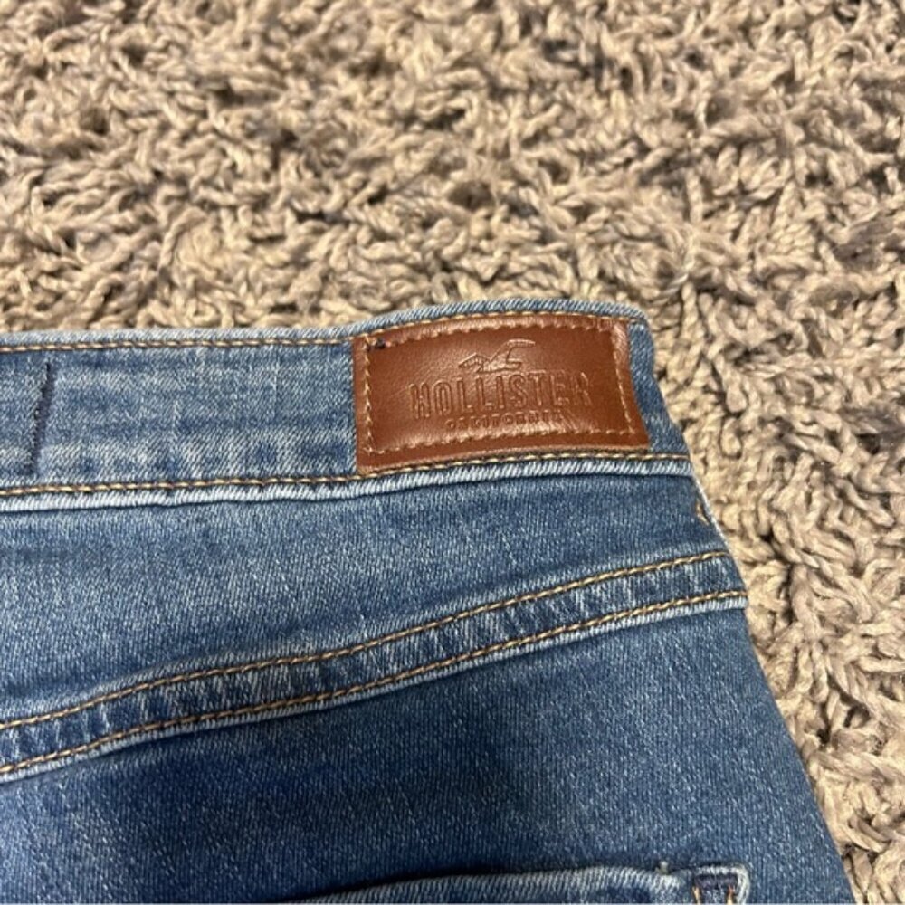 Hollister High-Rise Crop Super Skinny Hollister Classic Stretch Jeans (c) - Picture 4 of 5